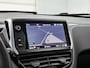 Peugeot 2008 1.2 130pk Blue Lion | Trekhaak | Panoramadak | Navigatie | Parkeersensoren | Cruise control | Airco | Lichtmetalen velgen | DAB | Bluetooth |
