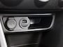 Peugeot 2008 1.2 130pk Blue Lion | Trekhaak | Panoramadak | Navigatie | Parkeersensoren | Cruise control | Airco | Lichtmetalen velgen | DAB | Bluetooth |