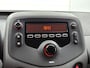 Peugeot 108 Active 1.0 e-VTi 72pk | Lage kilometerstand | Airco | Elektrische ramen | Centrale portiervergrendeling | DAB+ radio | Bluetooth | Radio/MP3 speler met stuurbediening | Zuinig en voordelig autorijden! |