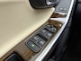 Volvo V60 T3 180pk Momentum / Polestar / Stoeverwarming / Leder / Trekhaak / Navi / Cruise Control / Airco / Bluetooth /