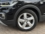 Volkswagen T-Cross 1.0 TSI Style | Virtual Cockpit | Afneembare Trekhaak | Stoelverwarming | Cruise control adaptief | Climate Control | Dodehoek Detectie | Dealer onderhouden |