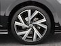 Volkswagen Golf 1.5 eTSi 150 Pk Automaat R-Line Business | Stoel/Stuur verwarming | Trekhaak | Camera | Adaptive Cruise | CarPlay | 18 Inch | 98.119 Km !!