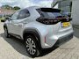 Toyota Yaris Cross 1.5 Hybrid 115 DYNAMIC STOEL/STUURVERW KEYLESS 17'' LM-VELGEN CLIMA NAVI CAMERA APPLE/ANDROID AD-CRUISE PRIVACY GLASS