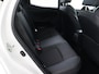Toyota Yaris 1.5 Hybrid Executive + | BTW voertuig | Dealer onderhouden | Panoramadak | JBL | Head-Up Display | Dodehoek detectie | Parkeersensoren voor+achter | Climate Control | Draadloze telefoonlader | Achteruitrijcamera |
