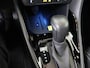 Toyota Yaris 1.5 Hybrid Executive + | BTW voertuig | Dealer onderhouden | Panoramadak | JBL | Head-Up Display | Dodehoek detectie | Parkeersensoren voor+achter | Climate Control | Draadloze telefoonlader | Achteruitrijcamera |