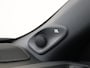 Toyota Yaris 1.5 Hybrid Executive + | BTW voertuig | Dealer onderhouden | Panoramadak | JBL | Head-Up Display | Dodehoek detectie | Parkeersensoren voor+achter | Climate Control | Draadloze telefoonlader | Achteruitrijcamera |