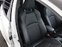 Toyota Yaris 1.5 Hybrid Executive + | BTW voertuig | Dealer onderhouden | Panoramadak | JBL | Head-Up Display | Dodehoek detectie | Parkeersensoren voor+achter | Climate Control | Draadloze telefoonlader | Achteruitrijcamera |