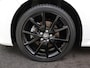 Toyota Yaris 1.5 Hybrid Executive + | BTW voertuig | Dealer onderhouden | Panoramadak | JBL | Head-Up Display | Dodehoek detectie | Parkeersensoren voor+achter | Climate Control | Draadloze telefoonlader | Achteruitrijcamera |