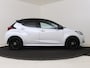Toyota Yaris 1.5 Hybrid Executive + | BTW voertuig | Dealer onderhouden | Panoramadak | JBL | Head-Up Display | Dodehoek detectie | Parkeersensoren voor+achter | Climate Control | Draadloze telefoonlader | Achteruitrijcamera |