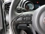Toyota Yaris 1.5 Hybrid Executive + | BTW voertuig | Dealer onderhouden | Panoramadak | JBL | Head-Up Display | Dodehoek detectie | Parkeersensoren voor+achter | Climate Control | Draadloze telefoonlader | Achteruitrijcamera |