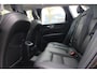 Volvo XC60 2.0 T6 Plug-in hybrid AWD Inscription Exclusive | Standkachel | Adaptieve cruise control | Apple Carplay/Android Auto | Autonomous emergency braking | Electronic climate control | Elektrisch glazen panorama-dak | Lederen bekleding | 19" lichtmetalen velgen | Voorstoelen verwarmd |