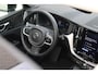 Volvo XC60 2.0 T6 Plug-in hybrid AWD Inscription Exclusive | Standkachel | Adaptieve cruise control | Apple Carplay/Android Auto | Autonomous emergency braking | Electronic climate control | Elektrisch glazen panorama-dak | Lederen bekleding | 19" lichtmetalen velgen | Voorstoelen verwarmd |