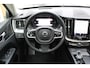 Volvo XC60 2.0 T6 Plug-in hybrid AWD Inscription Exclusive | Standkachel | Adaptieve cruise control | Apple Carplay/Android Auto | Autonomous emergency braking | Electronic climate control | Elektrisch glazen panorama-dak | Lederen bekleding | 19" lichtmetalen velgen | Voorstoelen verwarmd |