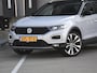 Volkswagen T-Roc Sport 1.5 TSI 150pk Automaat 100% VW ONDERH. | SUZUKA 19''LM | ADAPT. CC | NAVI | DAB