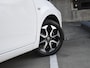 Toyota Aygo Team D 1.0 VVT-i 72pk OPEN DAK | KEYLESS | CAMERA | DAB | APPLE-CARPLAY | CLIMA