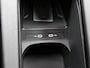 Volkswagen ID.4 Pro Limited Edition 77 kWh 286 PK | UIT VOORRAAD LEVERBAAR | Automaat | Adaptive Cruise Control | Lane Assist | Navigatie | Apple Carplay & Android Auto | Climate Control | Stoelverwarming | Stuurverwarming | Trekhaak |