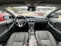 Volvo V40 1.6 T4 Momentum Automaat Cruise Navi NAP-Autopas Trekhaak