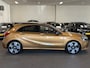 Mercedes-Benz A-klasse 180 AMG-LINE| PANORAMA|CRUISE|NAVIGATIE|CARPLAY