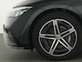 Mercedes-Benz EQE 300 Business Solution AMG 90 kWh | Trekhaak Wegklapbaar | Panorama - Schuifdak | Memory Seats | Adaptive Cruise Control | Klasse 3 Alarm | Keyless Entry | 19" AMG Velgen