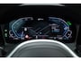 BMW 3-Serie 330e M Sport | Rijklaar! | S/K-Dak | Shadowline | Dig. Cockpit | HUD | Stoelverw. | Dodehoek | Cruise | Camera+PDC | LED | Nav+CarPlay | Alcantara/Leder | Sfeerverl. | Rijmodi | V