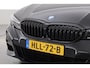 BMW 3-Serie 330e M Sport | Rijklaar! | S/K-Dak | Shadowline | Dig. Cockpit | HUD | Stoelverw. | Dodehoek | Cruise | Camera+PDC | LED | Nav+CarPlay | Alcantara/Leder | Sfeerverl. | Rijmodi | V