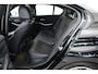 BMW 3-Serie 330e M Sport | Rijklaar! | S/K-Dak | Shadowline | Dig. Cockpit | HUD | Stoelverw. | Dodehoek | Cruise | Camera+PDC | LED | Nav+CarPlay | Alcantara/Leder | Sfeerverl. | Rijmodi | V