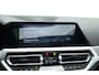 BMW 3-Serie 330e M Sport | Rijklaar! | S/K-Dak | Shadowline | Dig. Cockpit | HUD | Stoelverw. | Dodehoek | Cruise | Camera+PDC | LED | Nav+CarPlay | Alcantara/Leder | Sfeerverl. | Rijmodi | V