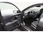 Kia Niro EV e-Niro ExecutiveLine 64 kWh 2019 | Airco | Cruise Control | Navigatie | Carplay | Stoel Verwaming/Verkoeling | Elektrische Memory Stoelen | Achteruitrij Camera | Boekjes | 2 Sleutels