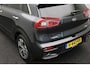 Kia Niro EV e-Niro ExecutiveLine 64 kWh 2019 | SOH Rapport | Airco | Cruise Control | Navigatie | Carplay | Stoel Verwaming/Verkoeling | Elektrische Memory Stoelen | Achteruitrij Camera | Boekjes | 2 Sleutels