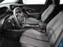 Peugeot e-2008 EV Allure Pack 54 kWh Navigatie Apple Carplay/Android Auto Climate Control Parkeer sensoren Lichtmetalen Velgen