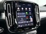 Volvo XC40 B4 Plus Dark | Parkeercamera | Harman Kardon | Stoel- en stuurverwarming | Trekhaak