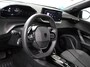 Peugeot e-2008 EV Allure Pack 54 kWh Navigatie Apple Carplay/Android Auto Climate Control Parkeer sensoren Lichtmetalen Velgen