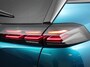 Peugeot e-2008 EV Allure Pack 54 kWh Navigatie Apple Carplay/Android Auto Climate Control Parkeer sensoren Lichtmetalen Velgen
