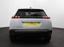 Peugeot e-2008 EV Allure Pack 54 kWh Navigatie Apple Carplay/Android Auto Climate Control Parkeer sensoren Lichtmetalen Velgen