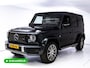 Mercedes-Benz G-klasse 63 AMG Premium Plus | Elektrisch glazen schuif-/kanteldak | Burmester | Stoelverw. & koeling | Memory stoelen | Adaptieve cruise | Trekhaak, Treeplanken, Alcantara hemel, 360 Camera, Burmester High End, Massagestoelen, NL auto