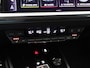 Audi Q4 e-tron 45 S-line 82 kWh 286 Pk | Head Up | Stoelverwarming | Adaptive Cruise | Memorie | Trekhaak | CarPlay | 20 Inch | 34.962 Km !!