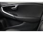 Volvo V40 T3 INSCRIPTION -PANO.DAK|HIGH.PERF.AUDIO|CAMERA|LEDER|POWER-SEAT|STANDKACHEL|ADAP.LED|KEYLESS|STOELVERW.|VERW.VOORRUIT|TREKHAAK|17"