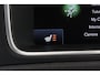 Volvo V40 T3 INSCRIPTION -PANO.DAK|HIGH.PERF.AUDIO|CAMERA|LEDER|POWER-SEAT|STANDKACHEL|ADAP.LED|KEYLESS|STOELVERW.|VERW.VOORRUIT|TREKHAAK|17"