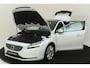 Volvo V40 T3 INSCRIPTION -PANO.DAK|HIGH.PERF.AUDIO|CAMERA|LEDER|POWER-SEAT|STANDKACHEL|ADAP.LED|KEYLESS|STOELVERW.|VERW.VOORRUIT|TREKHAAK|17"