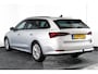 Skoda Octavia Combi 1.0 e-TSI 110 PK Sport Business - Automaat | Dig. Cockpit | Cruise | Stoelverw. | PDC | Camera | NAV + App. Connect | ECC | Afn. Trekhaak | LM 17" |