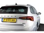 Skoda Octavia Combi 1.0 e-TSI 110 PK Sport Business - Automaat | Dig. Cockpit | Cruise | Stoelverw. | PDC | Camera | NAV + App. Connect | ECC | Afn. Trekhaak | LM 17" |
