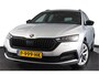 Skoda Octavia Combi 1.0 e-TSI 110 PK Sport Business - Automaat | Dig. Cockpit | Cruise | Stoelverw. | PDC | Camera | NAV + App. Connect | ECC | Afn. Trekhaak | LM 17" |