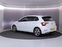 Volkswagen Polo 1.0 TSI R-Line 95 pk Automaat (DSG) | Verlengde garantie | Navigatie via App | Parkeersensoren | Achteruitrijcamera | Keyless | R-Line |