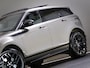 Land Rover Range Rover Evoque 1.5 P300e PHEV AWD R-Dynamic HSE (PANO, ADAPTIVE CRUISE, STOELVERWARMING, MERIDIAN, APPLE CARPLAY)