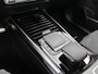 Mercedes-Benz GLB 200 AMG Nightpakket | Panoramadak | Trekhaak | Distronic | Memory | Keyless Go | CarPlay | Sfeerverlichting | Inclusief 24 maanden Mercedes-Benz Certified garantie voor Europa.
