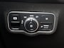Mercedes-Benz GLB 200 AMG Nightpakket | Panoramadak | Trekhaak | Distronic | Memory | Keyless Go | CarPlay | Sfeerverlichting | Inclusief 24 maanden Mercedes-Benz Certified garantie voor Europa.