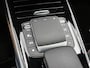 Mercedes-Benz GLB 200 AMG Nightpakket | Panoramadak | Trekhaak | Distronic | Memory | Keyless Go | CarPlay | Sfeerverlichting | Inclusief 24 maanden Mercedes-Benz Certified garantie voor Europa.