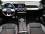 Mercedes-Benz GLB 200 AMG Nightpakket | Panoramadak | Trekhaak | Distronic | Memory | Keyless Go | CarPlay | Sfeerverlichting | Inclusief 24 maanden Mercedes-Benz Certified garantie voor Europa.