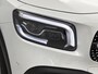 Mercedes-Benz GLB 200 AMG Nightpakket | Panoramadak | Trekhaak | Distronic | Memory | Keyless Go | CarPlay | Sfeerverlichting | Inclusief 24 maanden Mercedes-Benz Certified garantie voor Europa.
