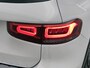 Mercedes-Benz GLB 200 AMG Nightpakket | Panoramadak | Trekhaak | Distronic | Memory | Keyless Go | CarPlay | Sfeerverlichting | Inclusief 24 maanden Mercedes-Benz Certified garantie voor Europa.
